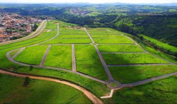 COMERCIAL E RESIDENCIAL LIBERDADE